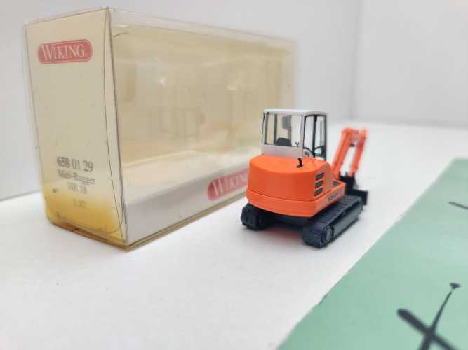 Wiking H0 658 01 29 Mini-Raupenbagger "HR18" Firma Karl Schaeff / 1:87 / OVP