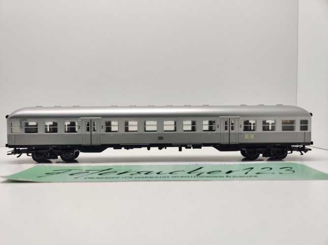 Märklin H0 AC 29820-04 Nahverkehrswagen 2.Kl. B4nb aus Set / NEM / DB