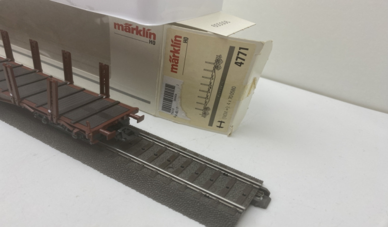 Märklin H0 4771 4-Achser Rungenwagen Braun DB    OVP