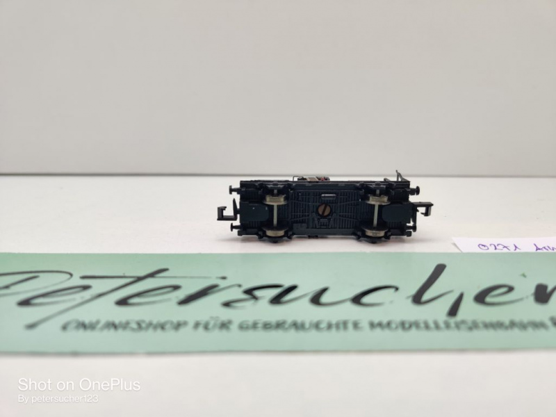 Arnold N DC 0271 1x Kesselwagen m Brmshs "Shell" aus 2er-Set / Privat, DB