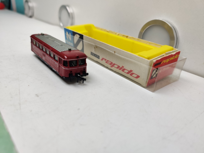 Arnold N DC 291 Schienenbus / DB / Rot / Analog / OVP