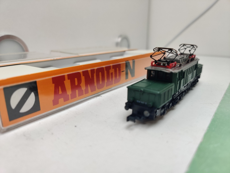 Arnold N DC 2310 / BR 194 147-5 E-Lok / Grün / DB / Analog / OVP