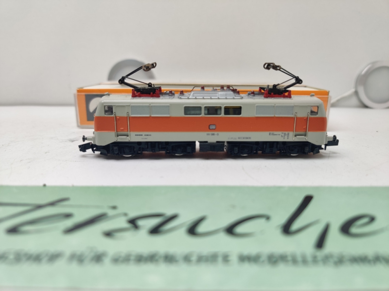Arnold N DC 2325 / BR111 135-0 E-Lok / DB / Orange / OVP