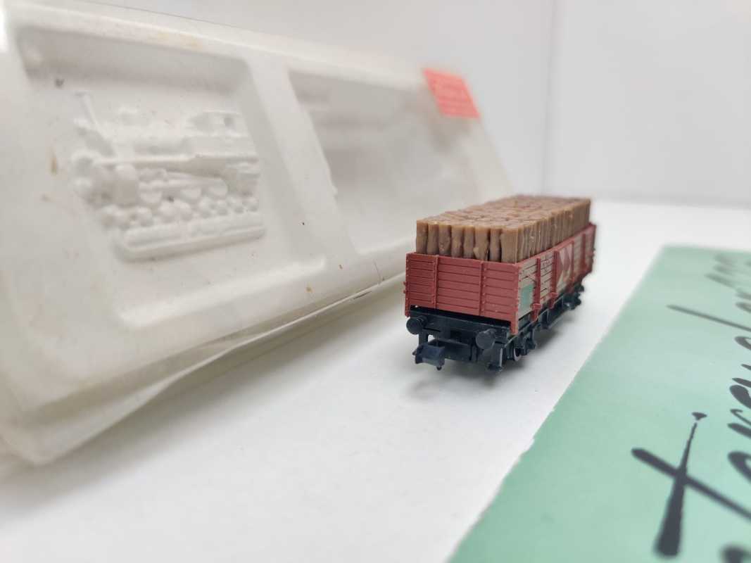 Arnold N DC 4471 Hochbordwagen "Grubenholz" Om / 627 850 / DB