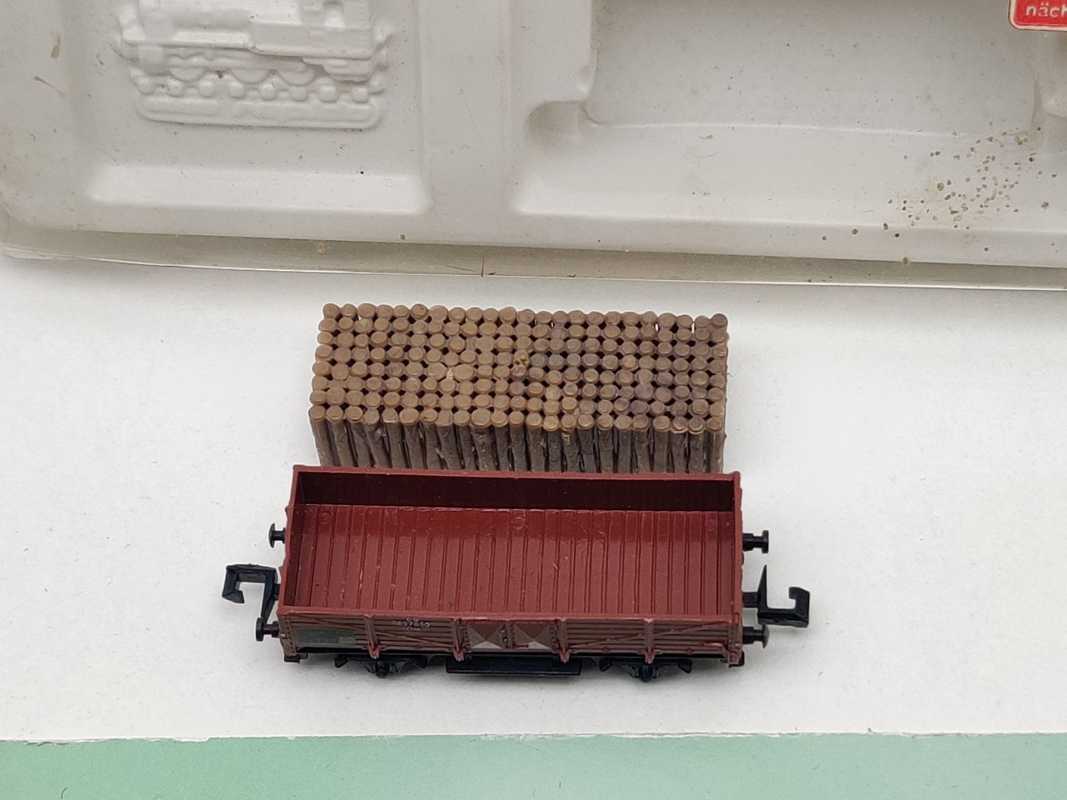 Arnold N DC 4471 Hochbordwagen "Grubenholz" Om / 627 850 / DB