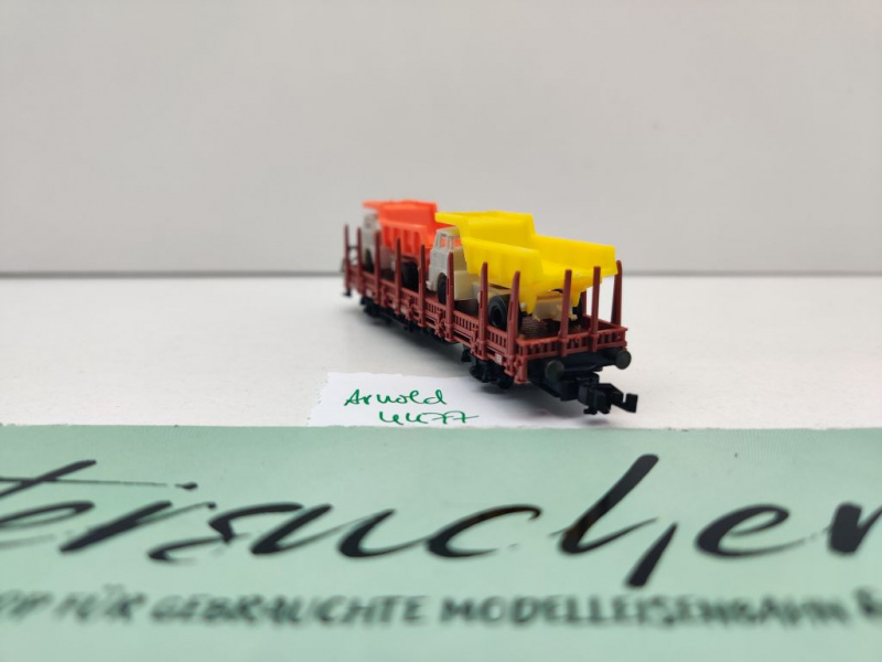Arnold N DC 4477 Rungenwagen "2 Henschel Muldenkipper" Kbs442 / DB