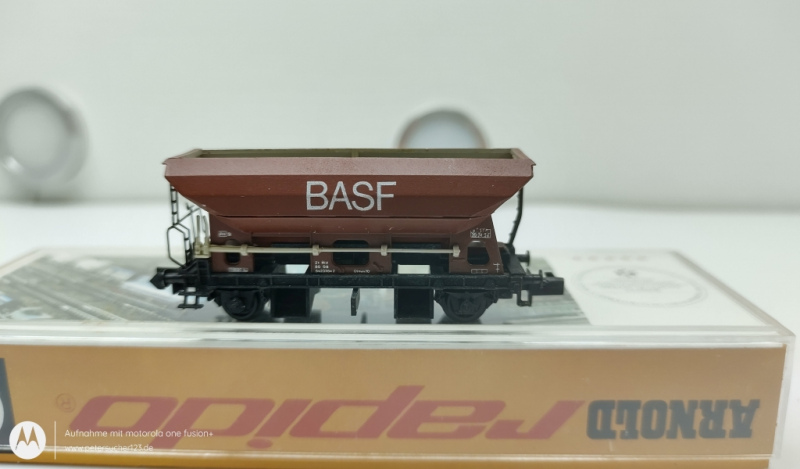 Arnold  N DC 4482  Selbstentladewagen BASF Braun DB OVP 