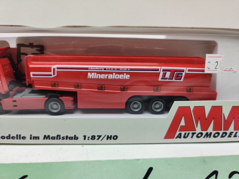 AMW Spezial H0 / 1:87 / 5683.01 Mercedes Benz Tanksattelzug "Mineralöle" / OVP