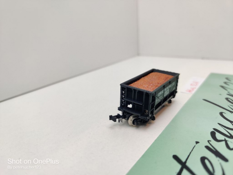 ATLAS N DC 3211 US-Trichterwagen Erzwagen "Erie Mining" / Erie Mining Co USA