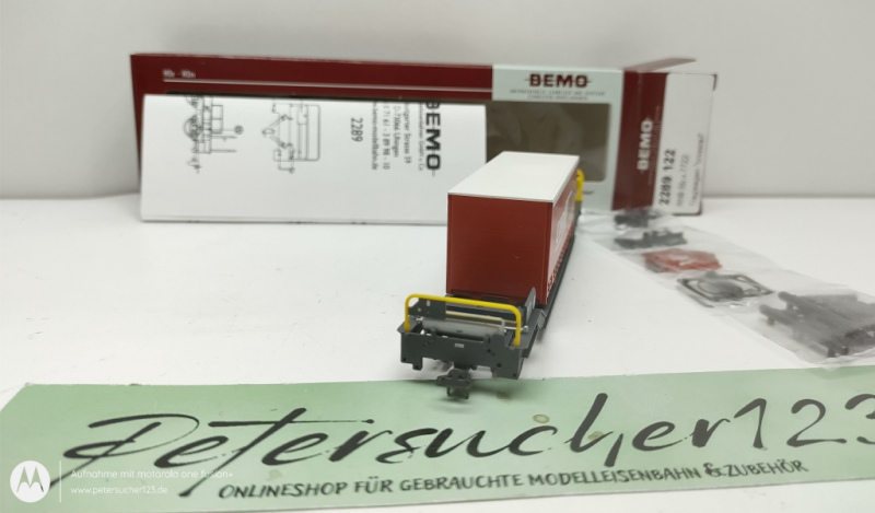 BEMO H0m DC 2289 122 Sb-v 7722 mit Container "Crossrail" / RhB / OVP