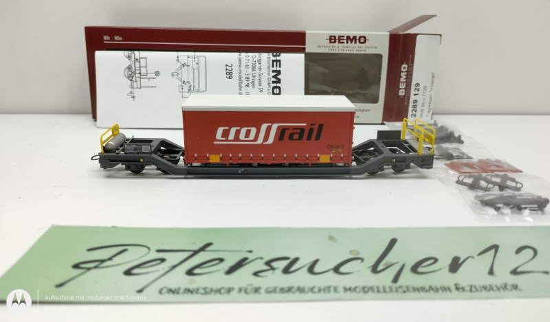 BEMO H0m DC 2289 129 Sb-v 7729 mit Container "Crossrail" / RhB / OVP