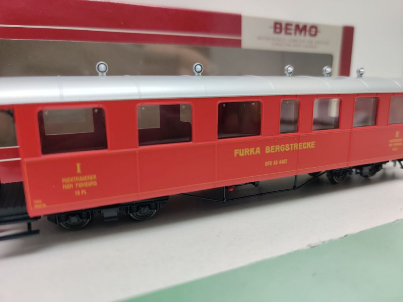 BEMO H0m DC 3246 282 Furka Bergstrecke Plattformwagen 1.+2.Kl. AB / DFB / OVP