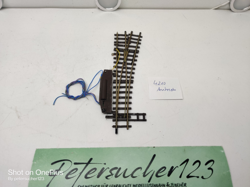 Bemo H0m DC 4210 / RhB Weiche rechts 12º 162,3mm + elektrischer Antrieb /Kabel kurz abgeschnitten