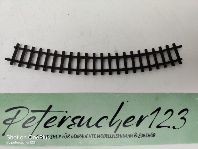 Bemo H0m DC 4230 / 1 x Gebogenes Gleis 30 ° R=330 mm