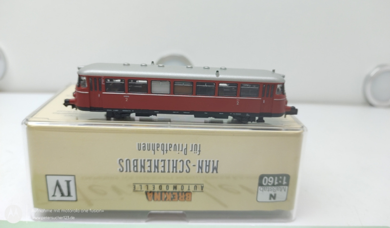 Brekina N 69100 Schienenbus VT 23 Rot  Analog  OVP