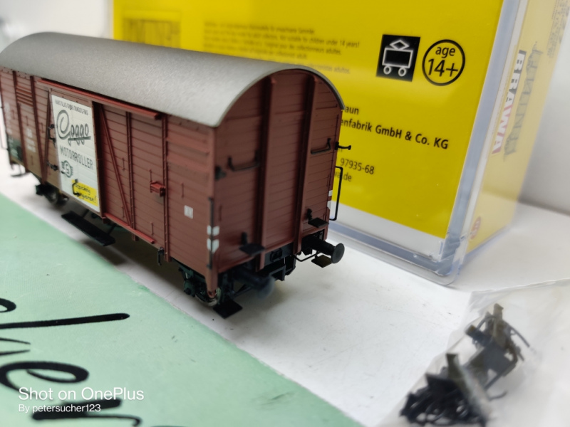 Brawa H0 DC  47927 Gedeckter Güterwagen Gmrs 30 "Goggo" / DB /OVP 