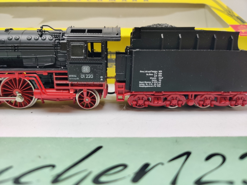 Fleischmann H0 DC 1362 / BR01 220 Dampflok Schlepptender / DB / Analog / OVP