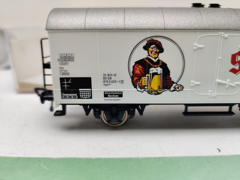 Fleischmann H0 DC 5322 Gedeckter Güterwagen / Bierwagen "Schultheiss" / OVP