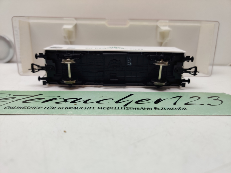 Fleischmann H0 DC 5325 Gedeckter Güterwagen / Bierwagen "Jever Pilsner" / OVP