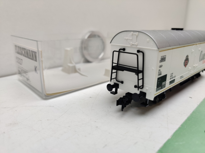 Fleischmann H0 DC 5327 K Gedeckter Güterwagen / Bierwagen "Clausthaler" / OVP