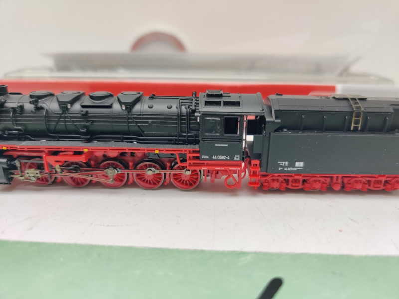 Fleischmann N DC 714472 / BR44 Dampflokomotive / DCC / Sound / DR / OVP