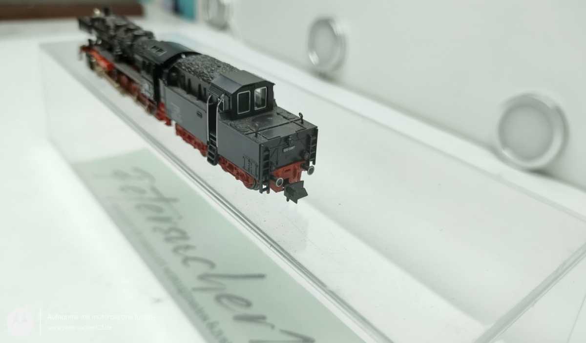 Fleischmann N DC 7175 / Güterzug-Dampflokomotive / BR050 /DB / Defekt / OVP