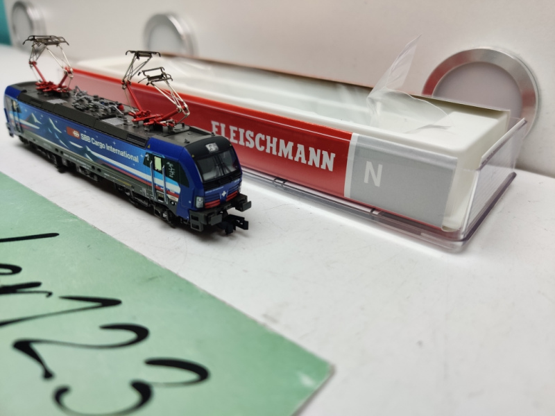 Fleischmann N DC 739310 Elektrolokomotive BR 193 / HUPAC / SBB / DSS / OVP