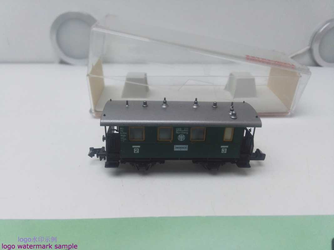 Fleischmann DC N 8051 / 2-achsiger Lokalbahn-Personenwagen / 3. Kl. / (Bauart Ci Pr86 / Citr) / DRG / OVP