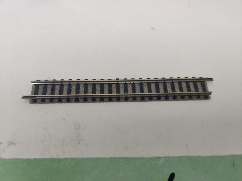 Fleischmann N DC 9101 Gerades Gleis / Länge 111 mm