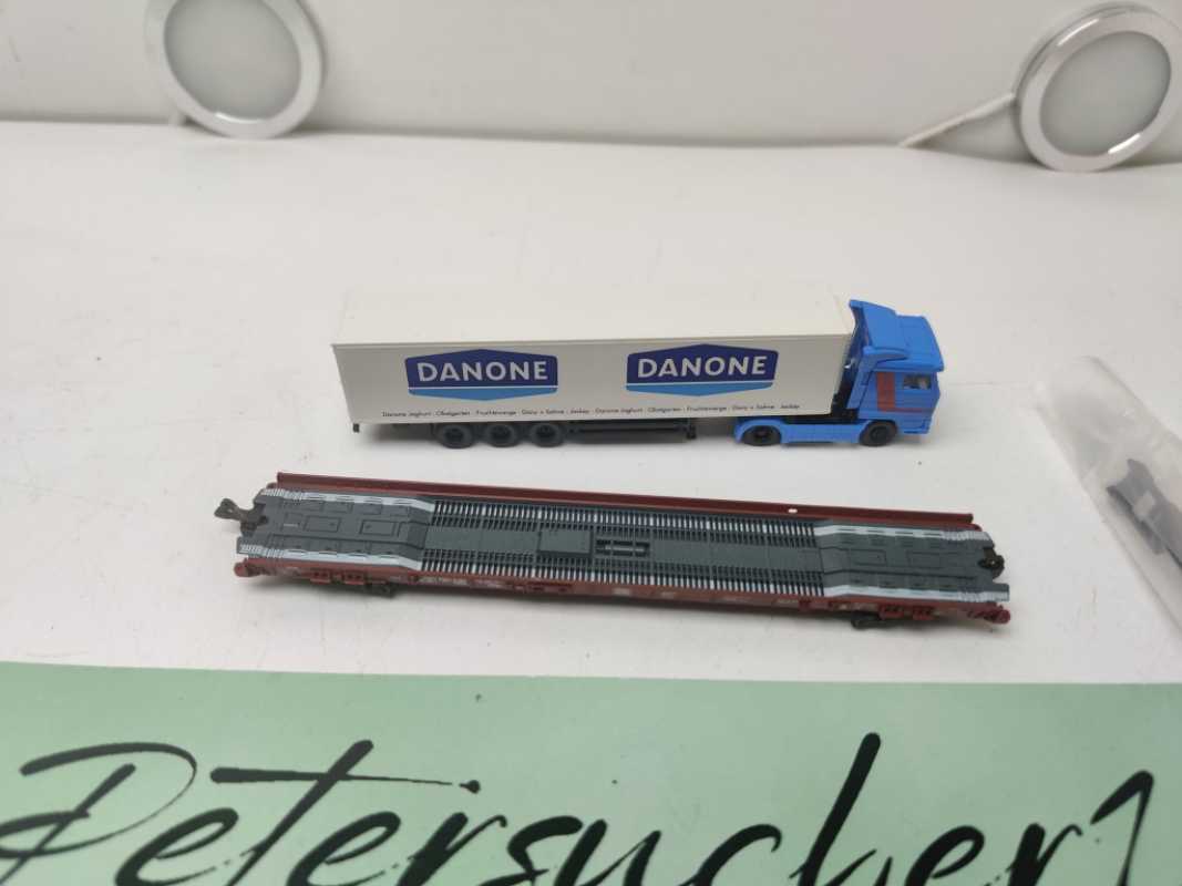 Fleischmann N DC 8279 Rollende Landstraße / LKW DANONE / DB
