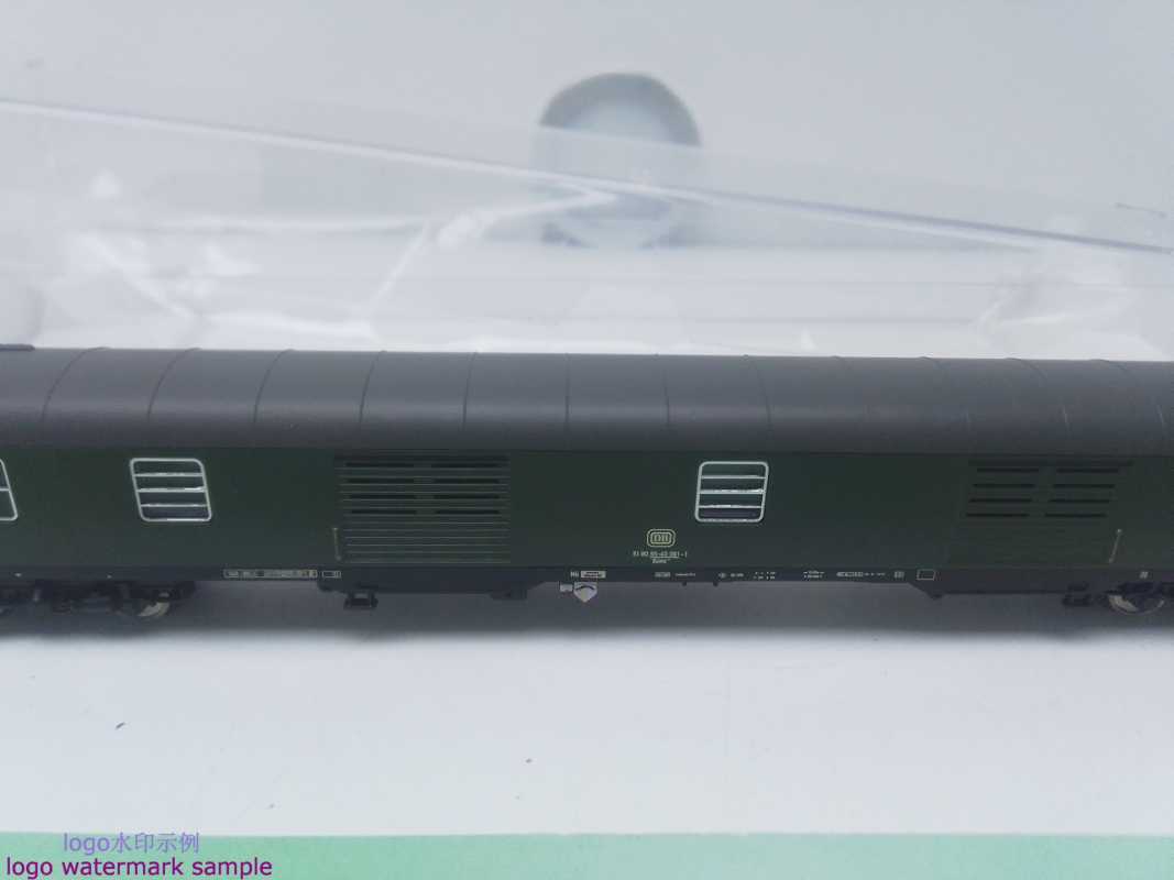 Fleischmann DC N 864001 / 4-achsiger Schnellzug-Gepäckwagen (Bauart D4üm / Dm 902) / DB / OVP