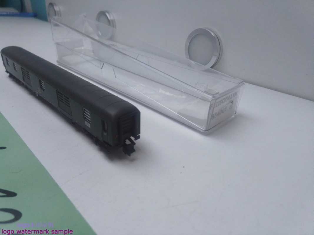 Fleischmann DC N 864001 / 4-achsiger Schnellzug-Gepäckwagen (Bauart D4üm / Dm 902) / DB / OVP
