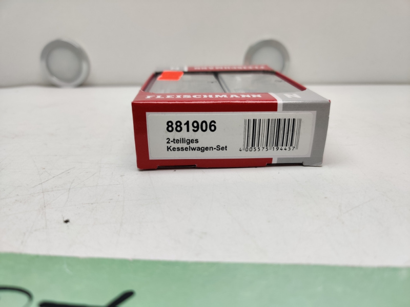 Fleischmann N DC 881906 / Set 2 Kesselwagen BP / DB / Ep. III / OVP