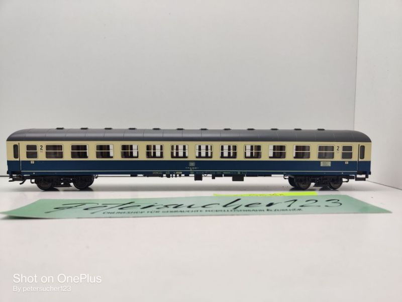 Fleischmann H0 AC 5613 Abteilwagen / 2.Kl. / Bm235 / NEM / DB