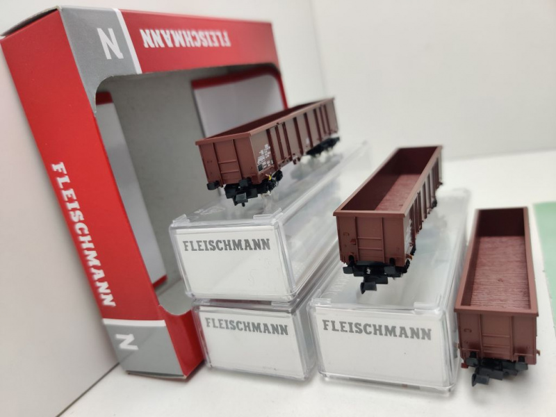 Fleischmann N DC 828347 3-teilig Set offene Güterwagen Eas / NEM / DR Ost / OVP