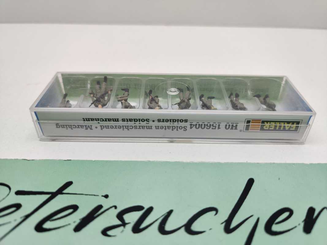 Faller H0 156004 Figuren-Set "Soldaten marschierend" / 8 Figurinen / OVP