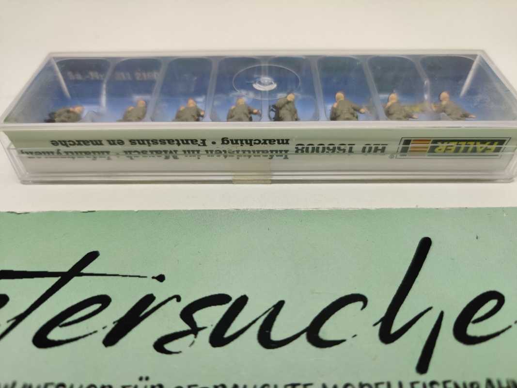 Faller H0 156008 Figuren-Set "Infantristen im Marsch" / 8 Figurinen / OVP
