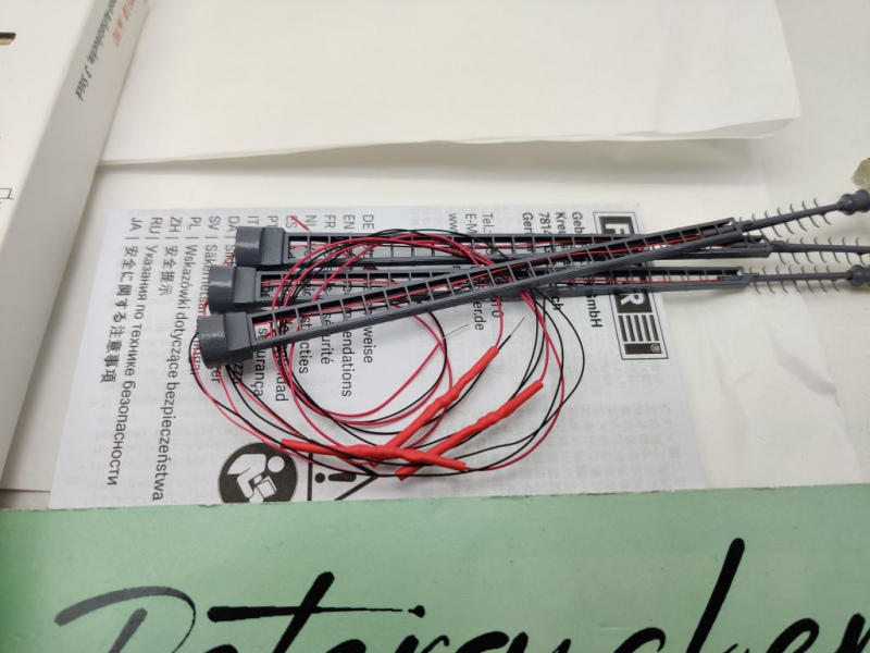 Faller H0 DC 180110 LED-Gittermast Aufsatzleuchte / 2-flammig / OVP