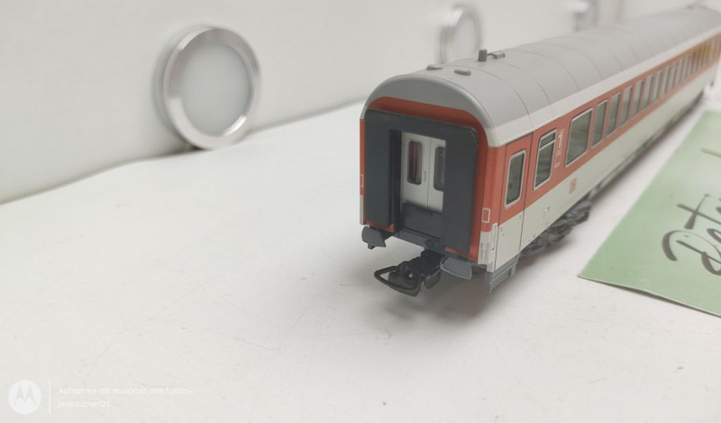 Fleischmann H0 DC 5102 Schnellzugwagen / 1.Kl / NEM / DB