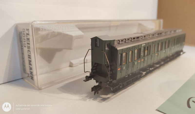 Fleischmann H0 DC 5689 Abteilwagen mit Bremserhaus / 1./2.Kl. / K / DB / OVP