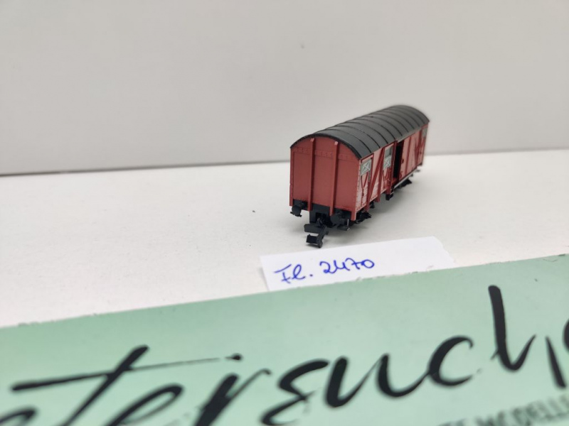 Fleischmann N DC 2470 - 8330 Gedeckter Güterwagen / Gmhs53 / DB