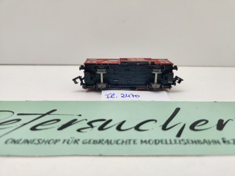 Fleischmann N DC 2470 - 8330 Gedeckter Güterwagen / Gmhs53 / DB