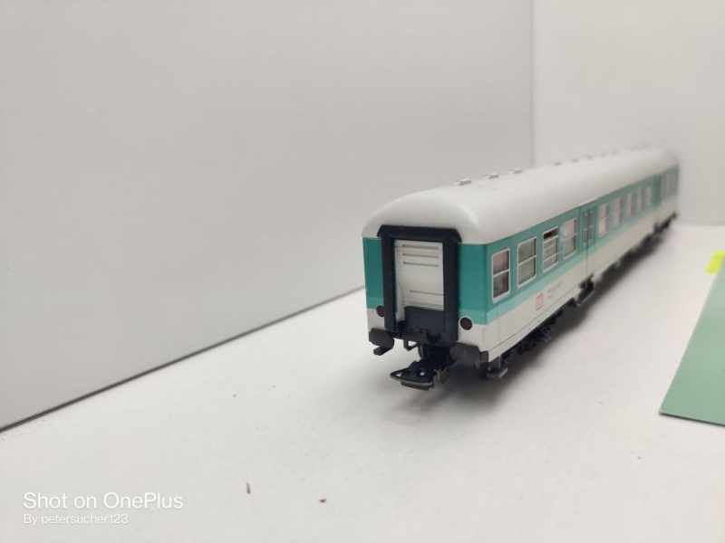 Fleischmann H0 DC 5144 Nahverkehrswagen / 2.Kl. / ABnrzb 772.3 / NEM / DB