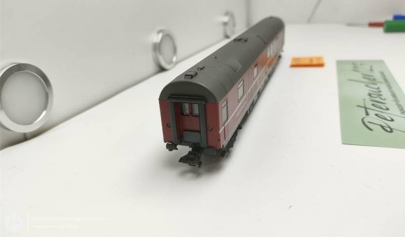 Fleischmann H0 AC 5605 Speisewagen der DSB / rot / WR4üm / NEM / DB