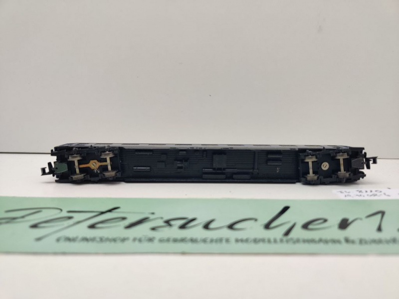 Fleischmann N DC 8110 Schnellzugwagen 1.Kl / Avümz111 / DB