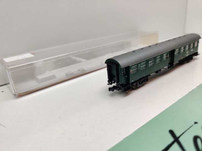 Fleischmann N DC 8129 Umbau- Mitteleinstiegswagen 2.Kl. / Byg515 / DB / ErsatzVP