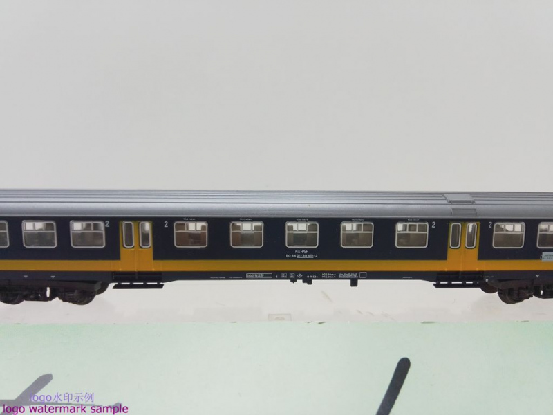 Fleischmann N DC 8155  InterCitywagen Mitteleinstieg / 2.Kl. / Plan W / NS