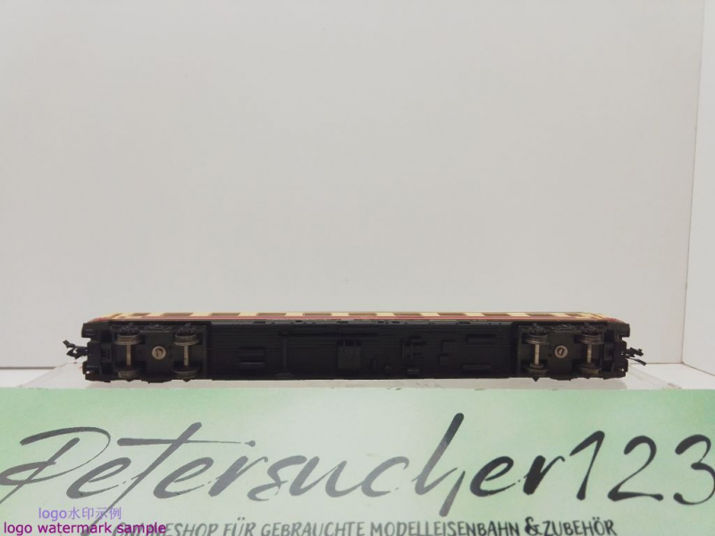 Fleischmann N DC 8160 IC-Schnellzugwagen 1.Kl / Avümh111 / DB