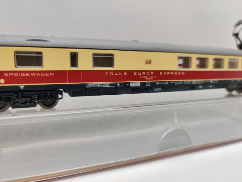 Fleischmann N DC 8162 IC-Restaurantwagen / WRümz135 / DB / OVP