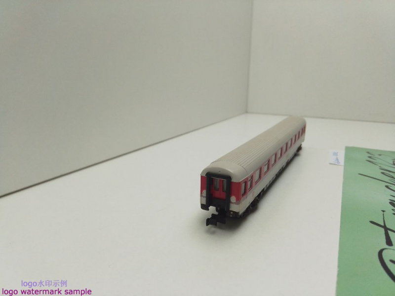 Fleischmann N DC 8181 IC-Abteilwagen 1.Kl / Avmz207 / NEM / DB